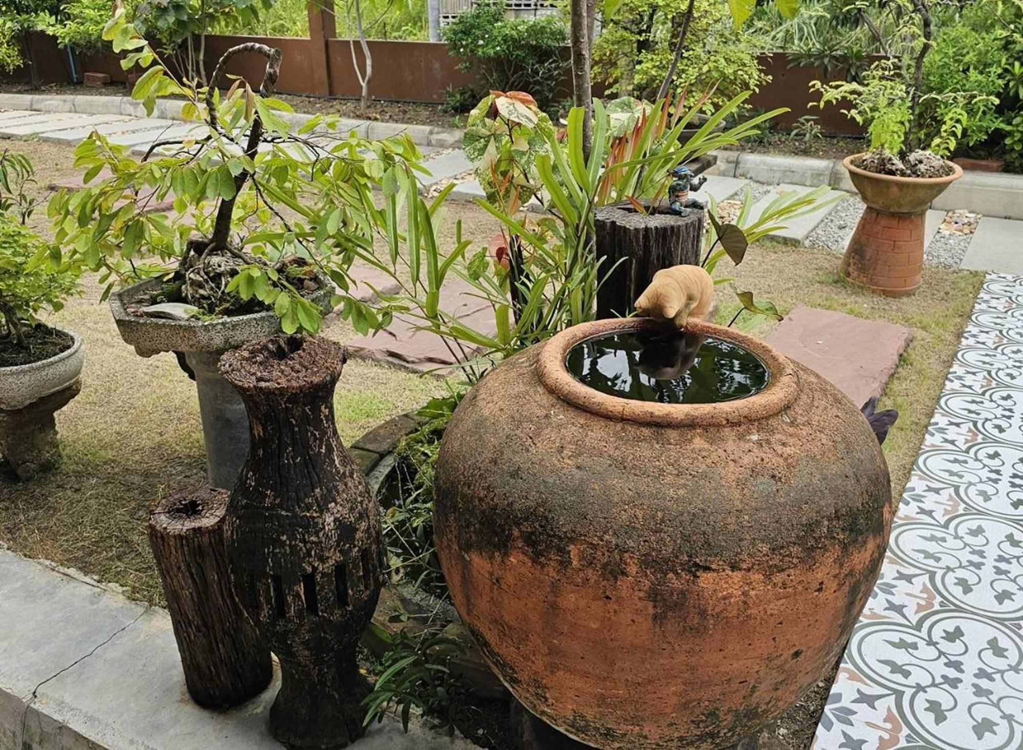Nipatra Homestay Bangkok Exterior photo